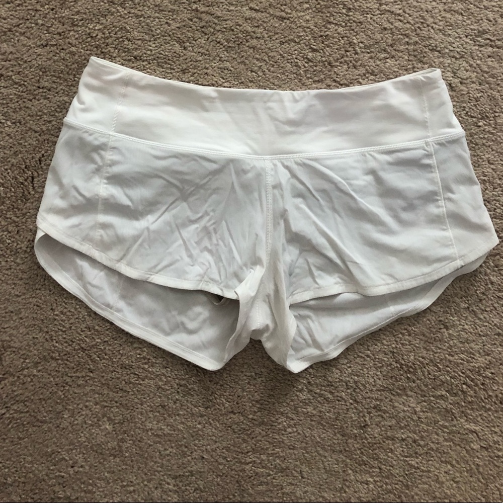 Lulu lemon speed up shorts 2.5 in